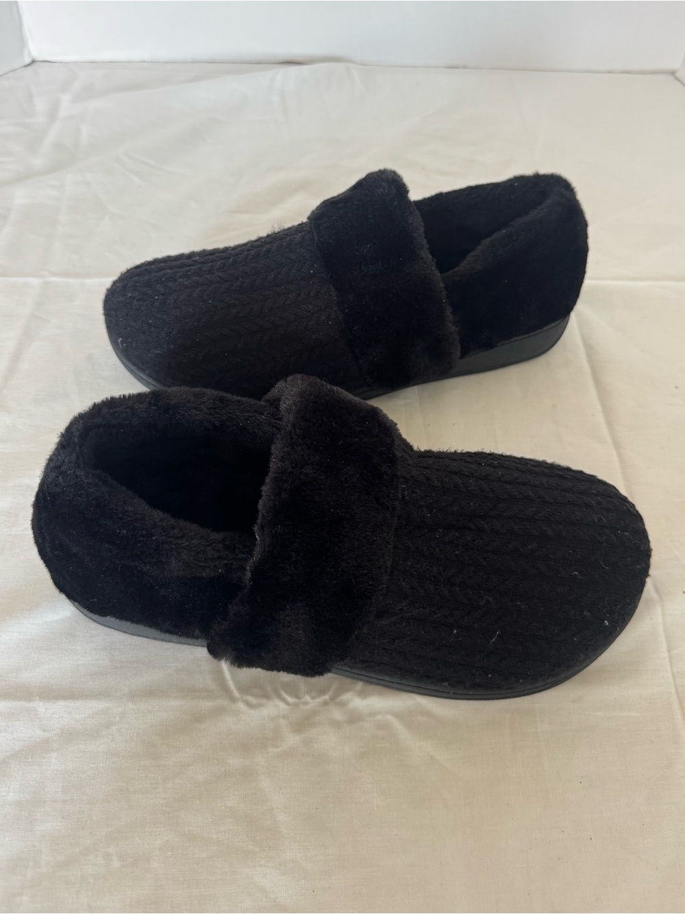 Vionic Endear Women's Comfort Slipper Size 9 - Picture 2 of 8